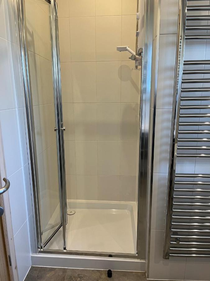 באלוך Skyline Lodge Loch Lomond Castle Lodges מראה חיצוני תמונה